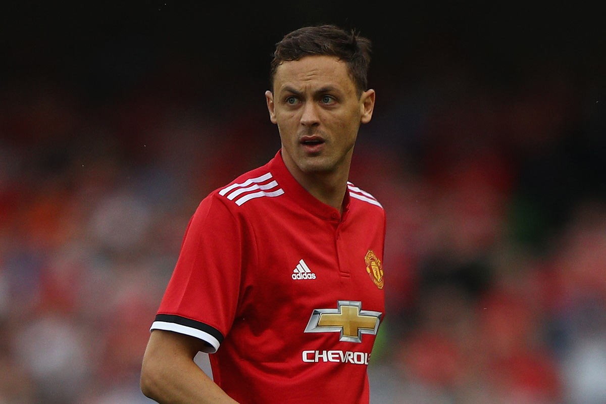 凭什么拿我 凭什么拿我